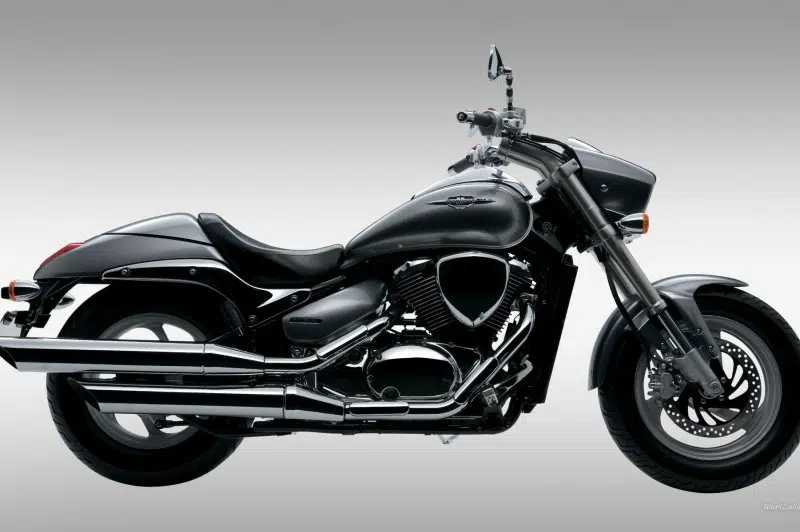 Suzuki Intruder M800